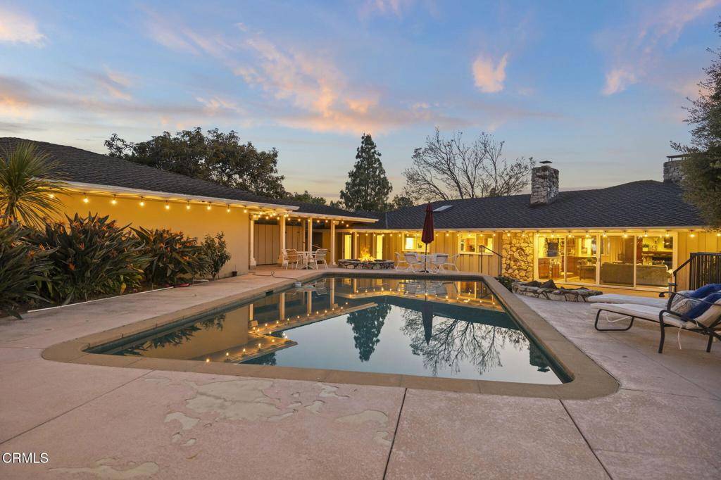 Camarillo, CA 93010,635 Via Del Cerro