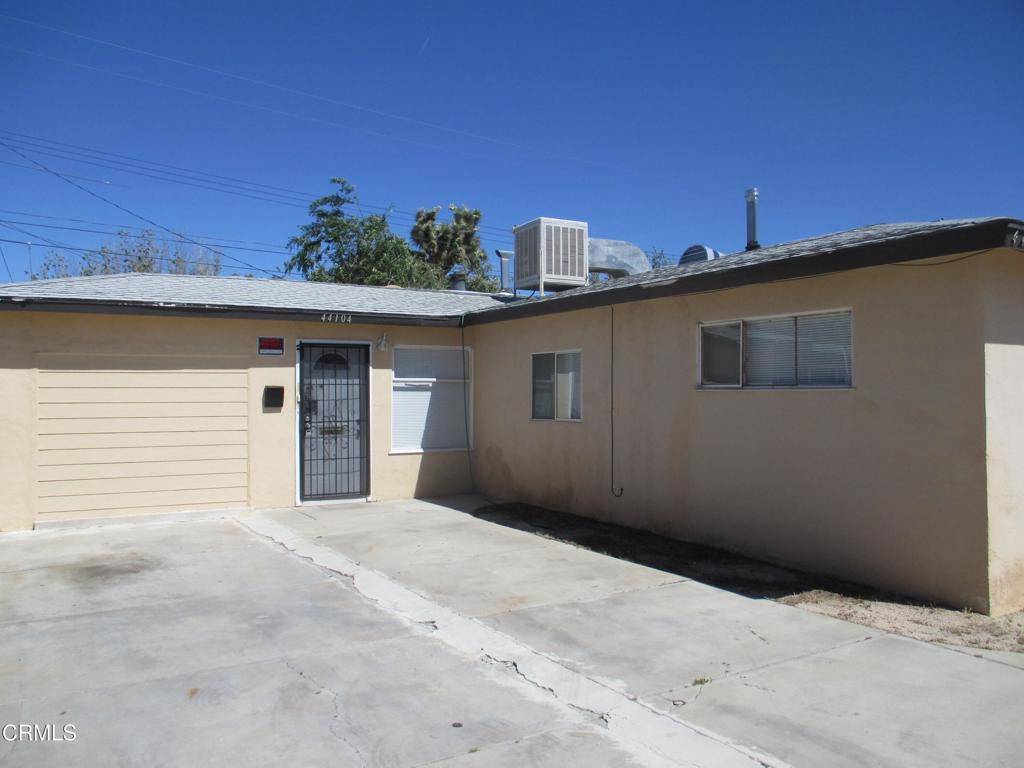 Lancaster, CA 93535,44104 Carolside AVE