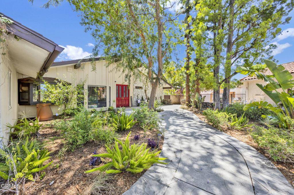 Northridge, CA 91324,9816 Calvin Avenue