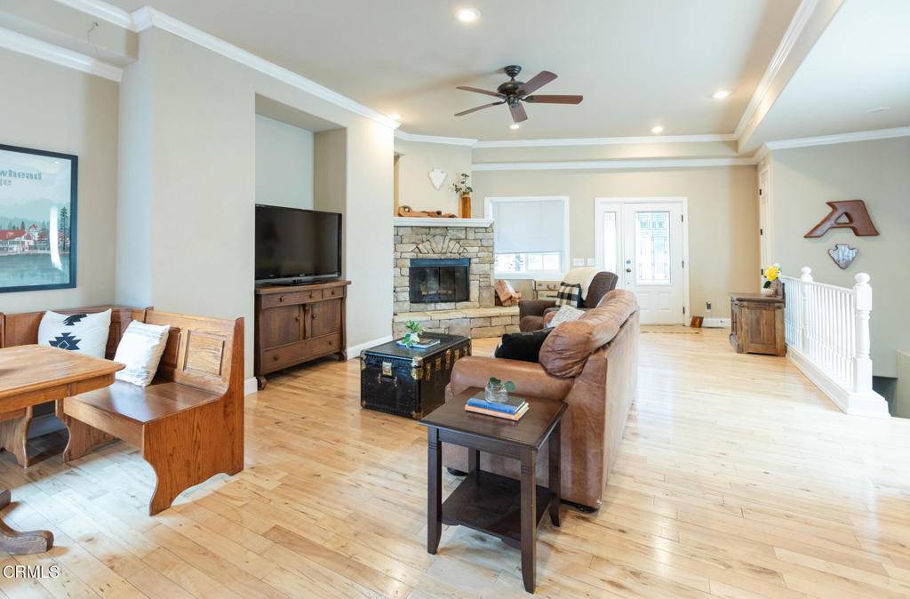 Lake Arrowhead, CA 92352,385 Spruce DR