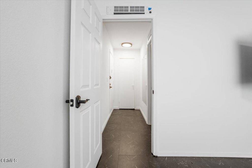 Los Angeles, CA 90049,11645 Montana AVE #126