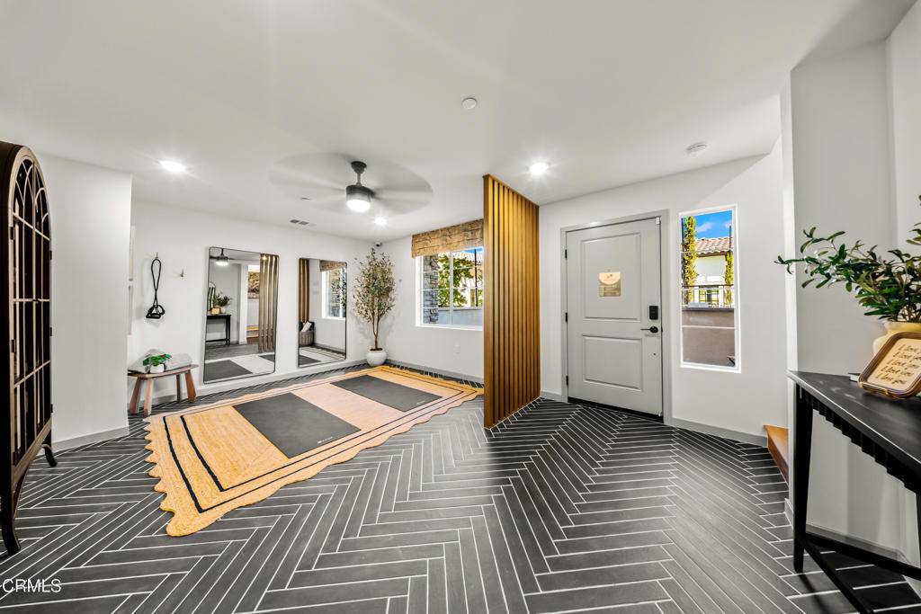 Camarillo, CA 93012,2854 Via Descanso
