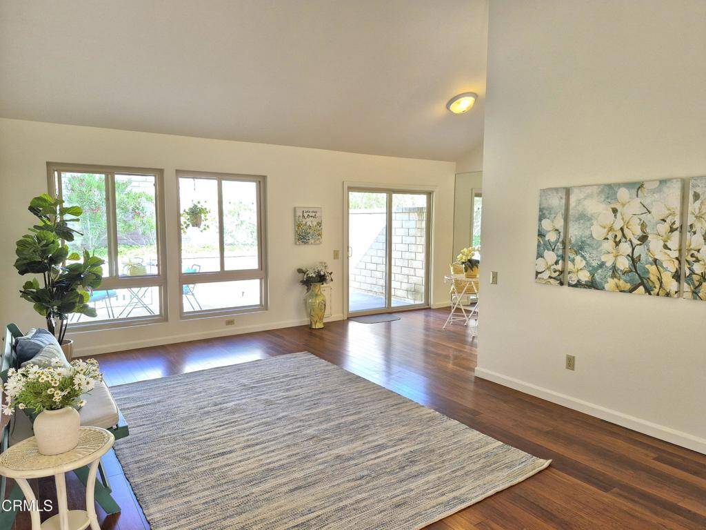 Camarillo, CA 93012,15418 Village 15