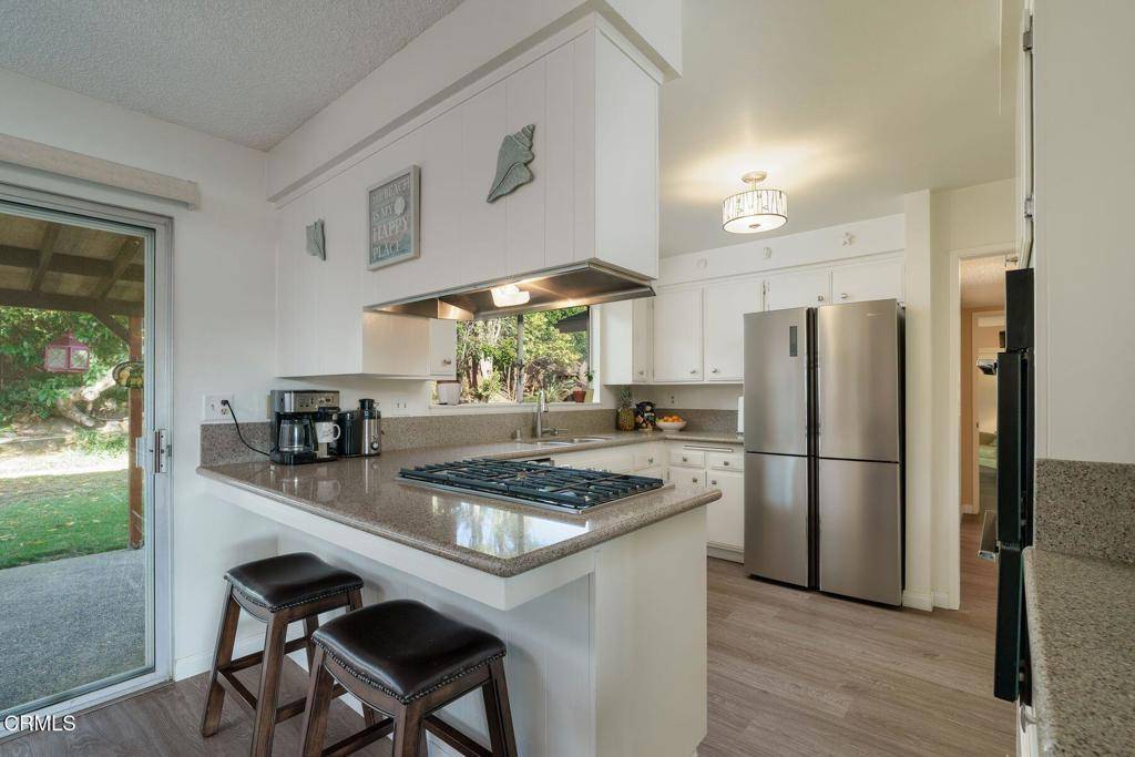 Ventura, CA 93003,398 Day RD