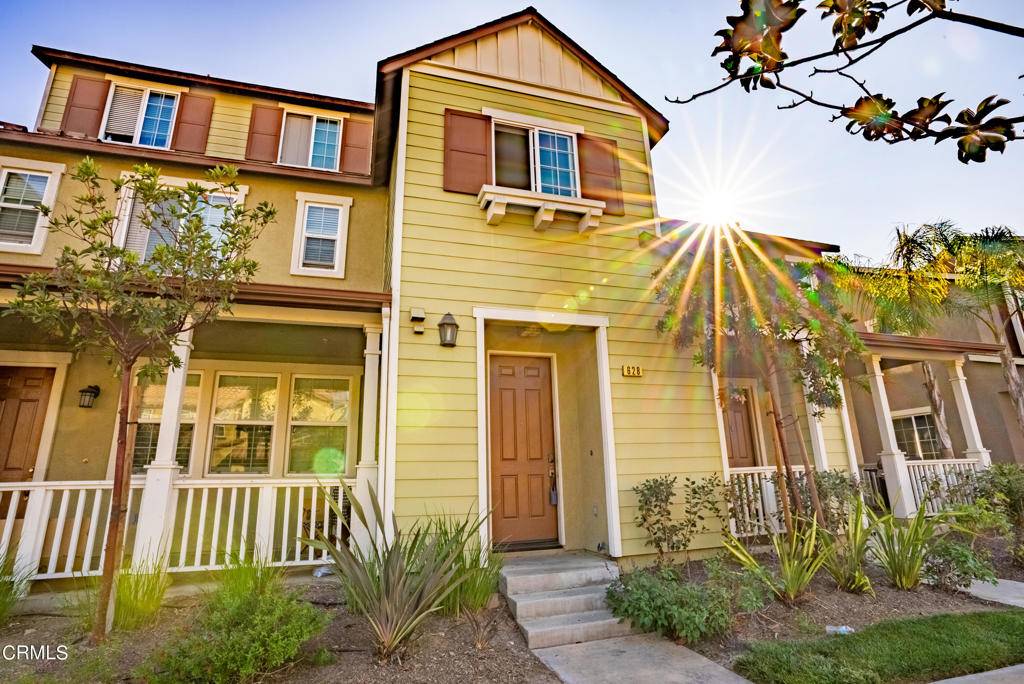 Oxnard, CA 93036,628 Green River ST