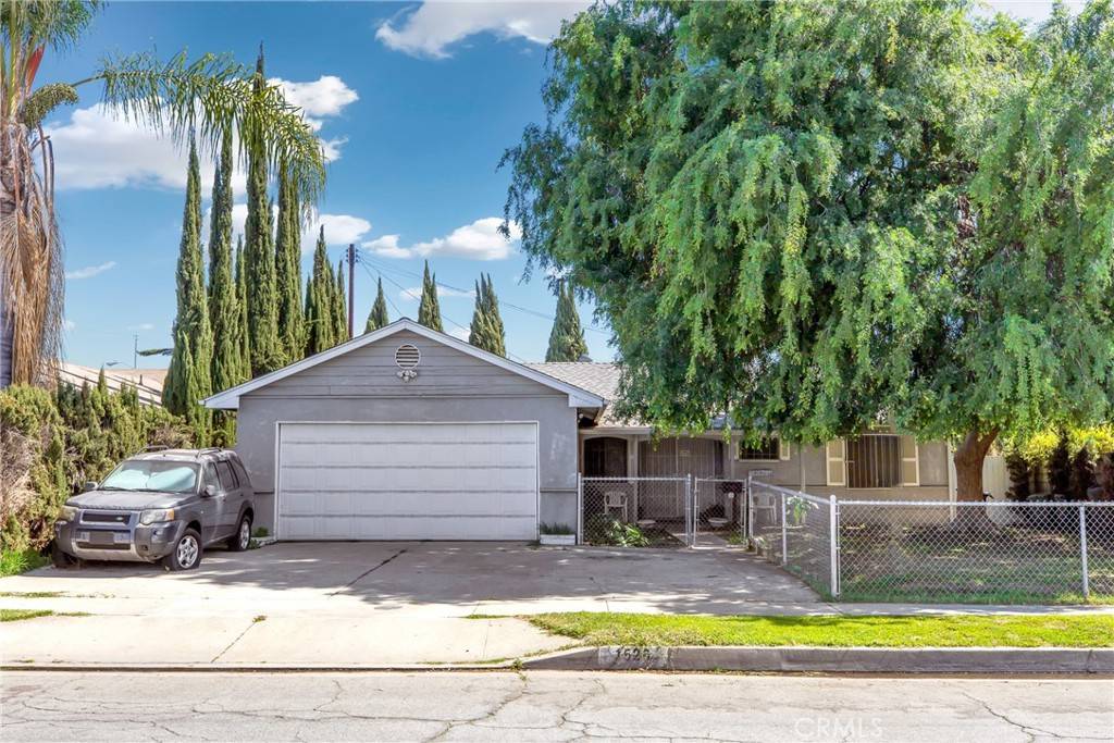 South El Monte, CA 91733,1526 Kayann PL