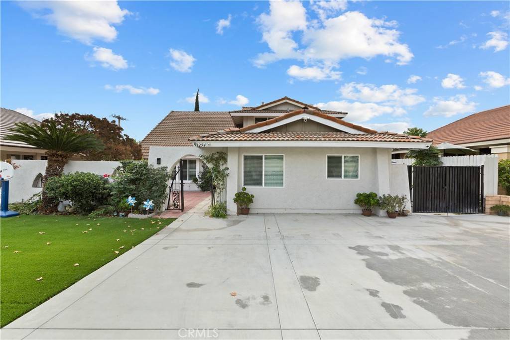 Upland, CA 91786,1294 W Aster ST