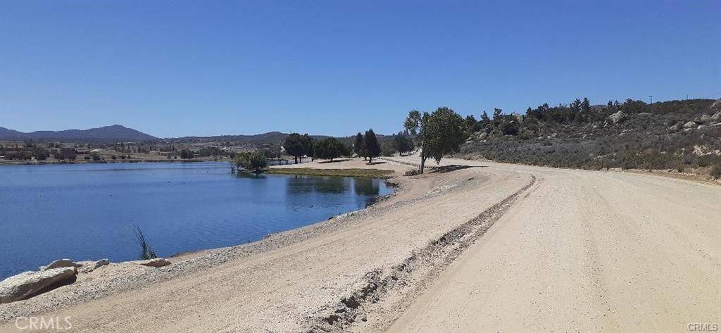 Aguanga, CA 92536,660 Lakeshore