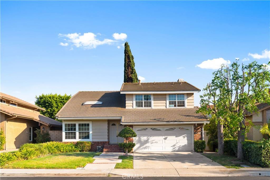 Irvine, CA 92620,11 Seville