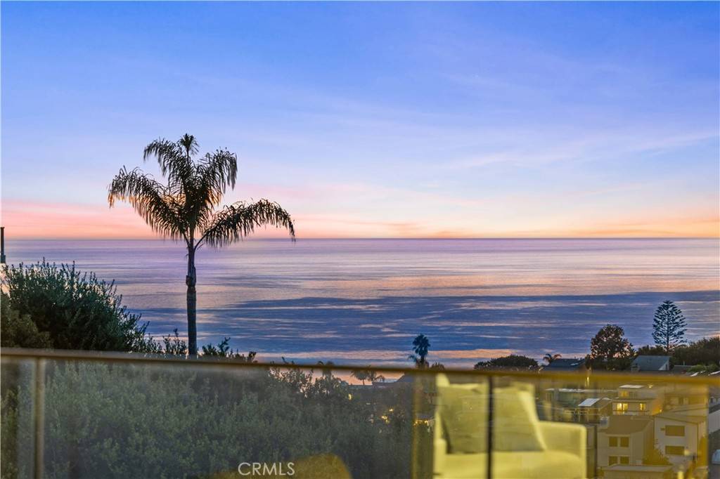 Laguna Beach, CA 92651,1041 Santa Ana ST