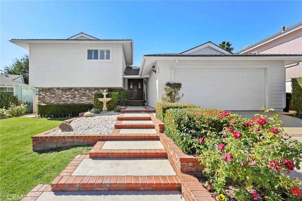 Agoura Hills, CA 91301,5561 Rainbow Crest DR