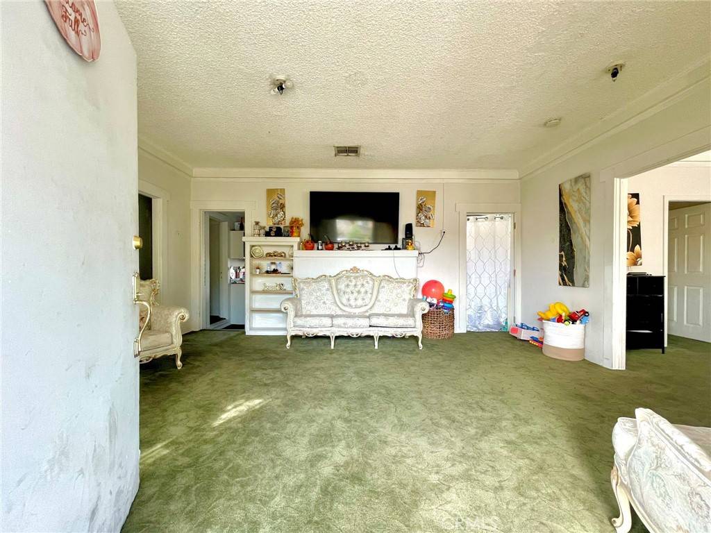 Glendale, CA 91205,611 615 E Acacia