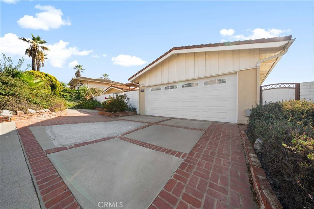 Whittier, CA 90601,12638 Carinthia DR