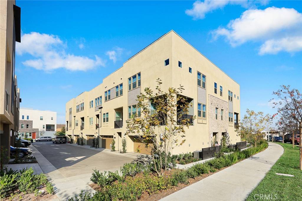 Montebello, CA 90640,465 Mullberry PL