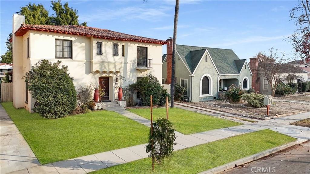 Alhambra, CA 91801,1136 S 3rd ST