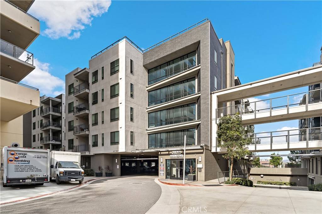 Irvine, CA 92612,2508 Nolita