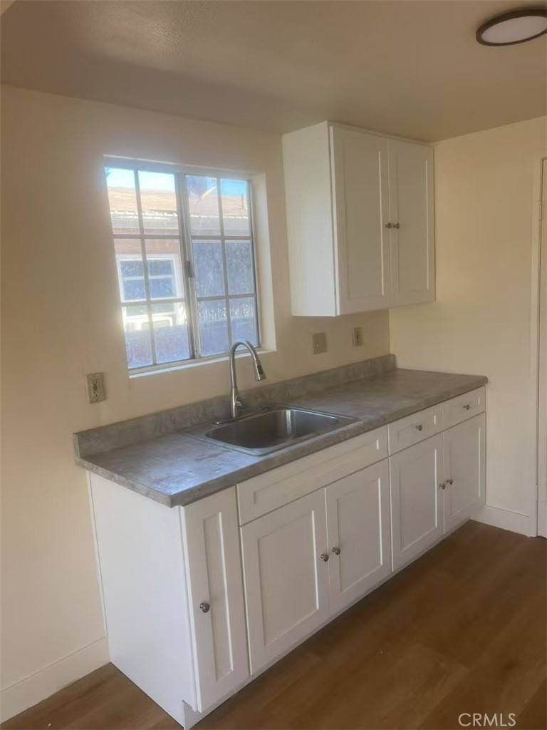 San Pedro, CA 90731,457 W 13th ST #1