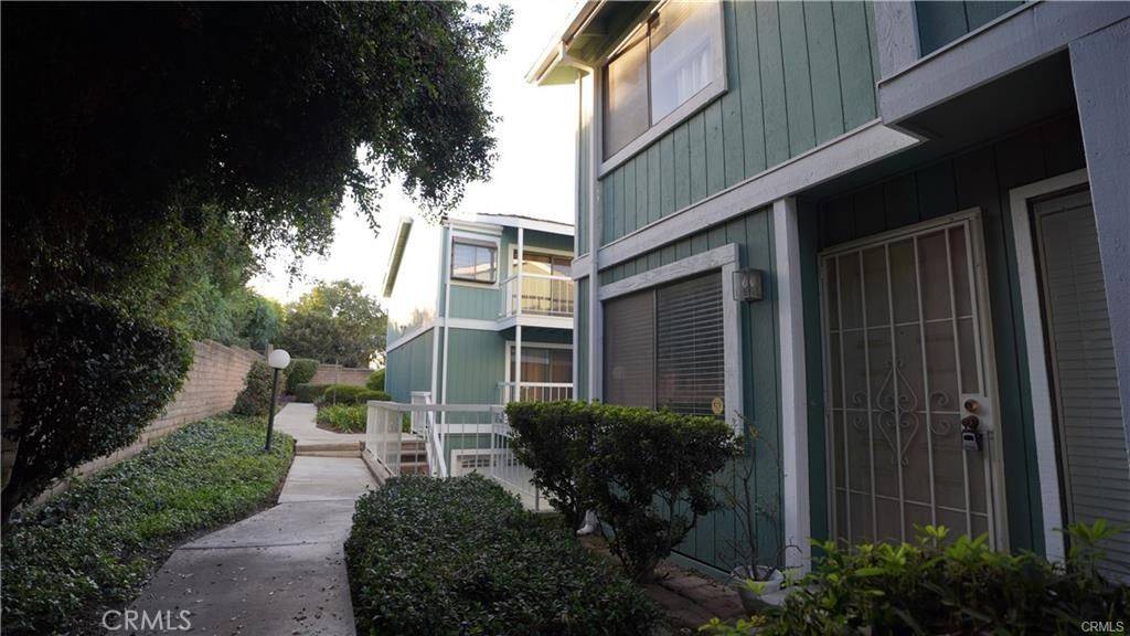 Rosemead, CA 91770,1060 Walnut Grove AVE #A