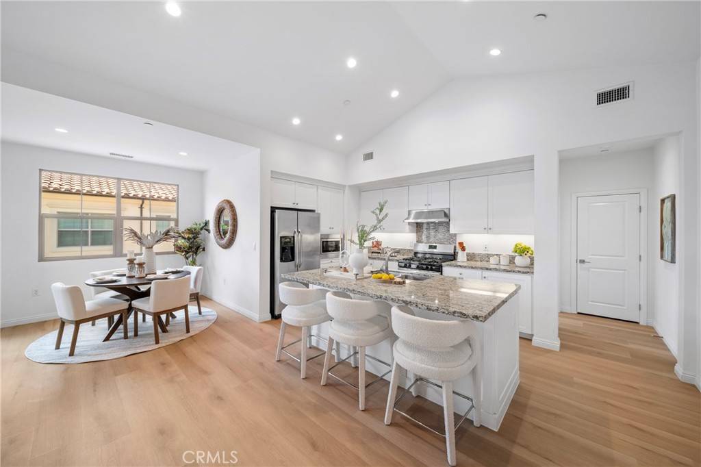 Irvine, CA 92620,154 Canvas