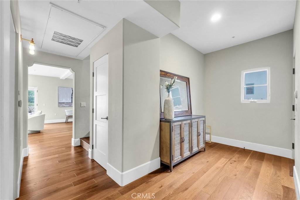 Rolling Hills Estates, CA 90274,975 Silver Spur RD