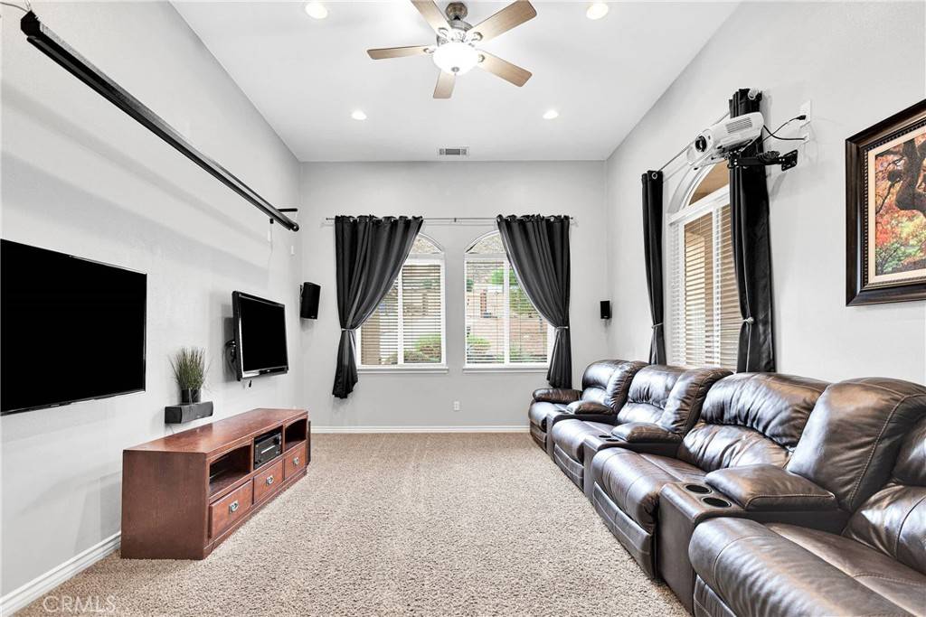 22428 Valley View RD Apple Valley, CA 92308