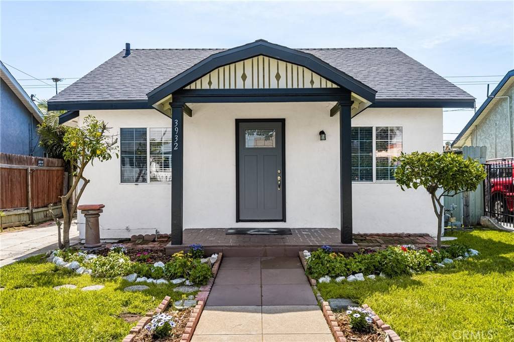 Inglewood, CA 90302,3932 W 64th ST