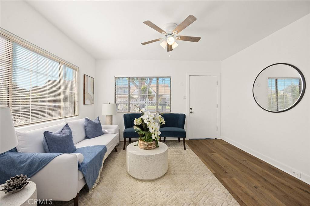 Los Angeles, CA 90039,3210 Gracia ST
