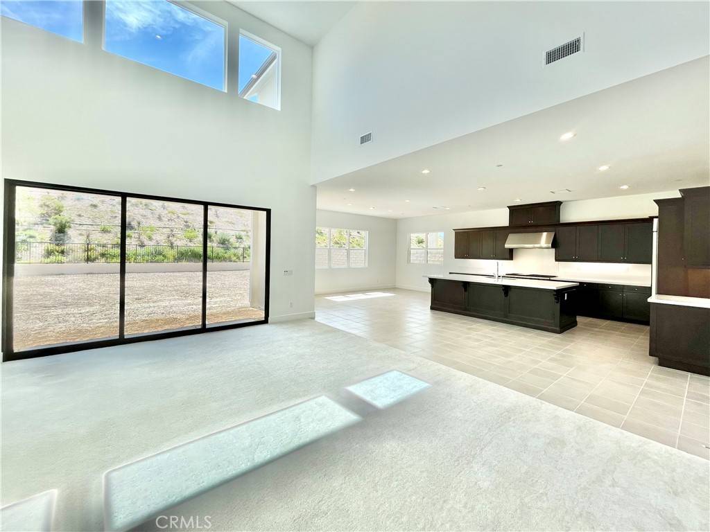 Valencia, CA 91381,27526 Elderberry DR
