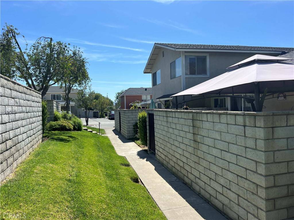 West Covina, CA 91792,1346 E Fairgrove AVE