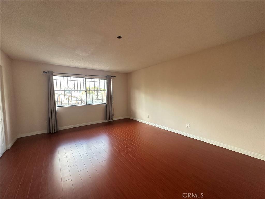 El Monte, CA 91732,3693 Durfee AVE