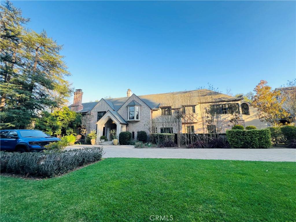 La Canada Flintridge, CA 91011,4110 Woodleigh LN