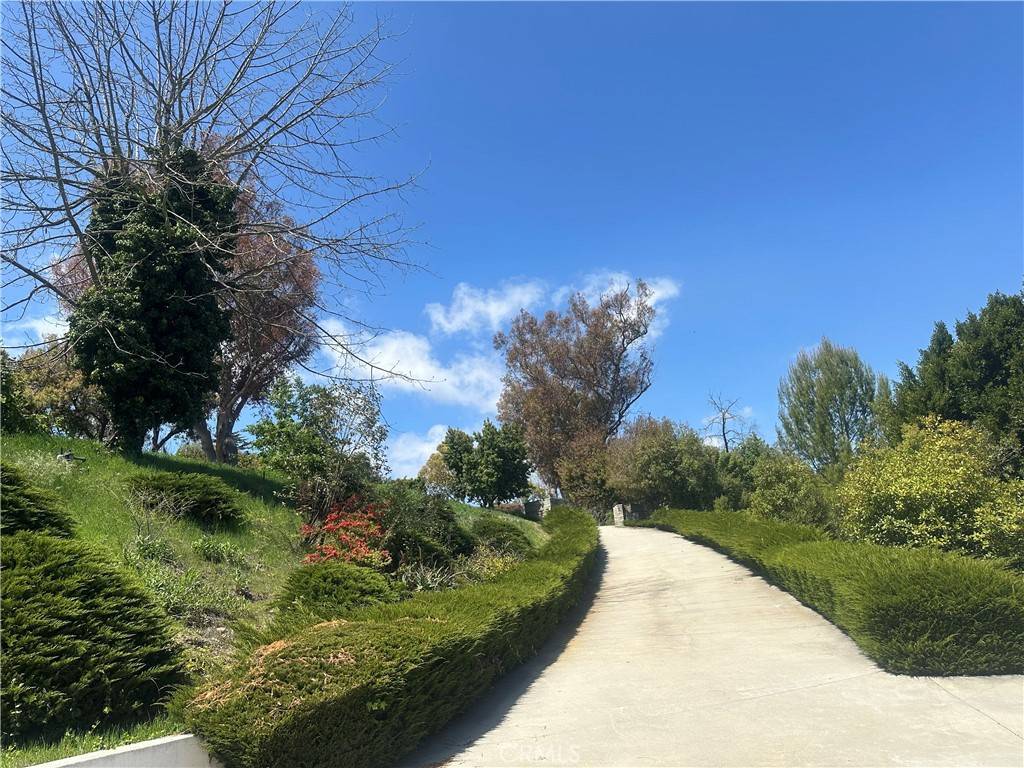 Rolling Hills, CA 90274,60 Crest RD E