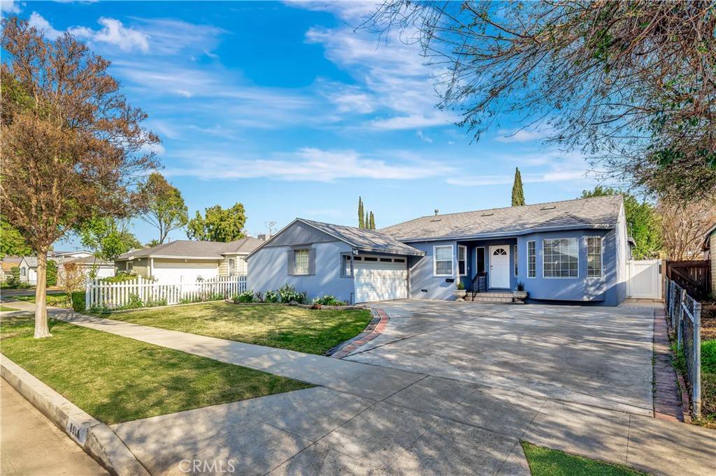Reseda, CA 91335,6856 Hesperia AVE