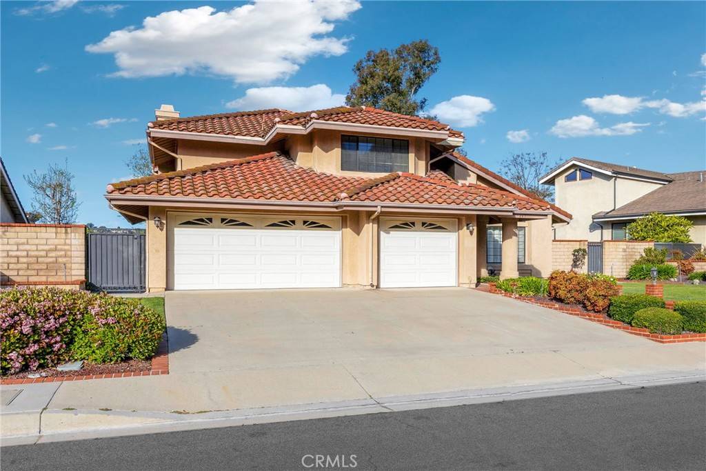 Walnut, CA 91789,867 Winding Brook LN
