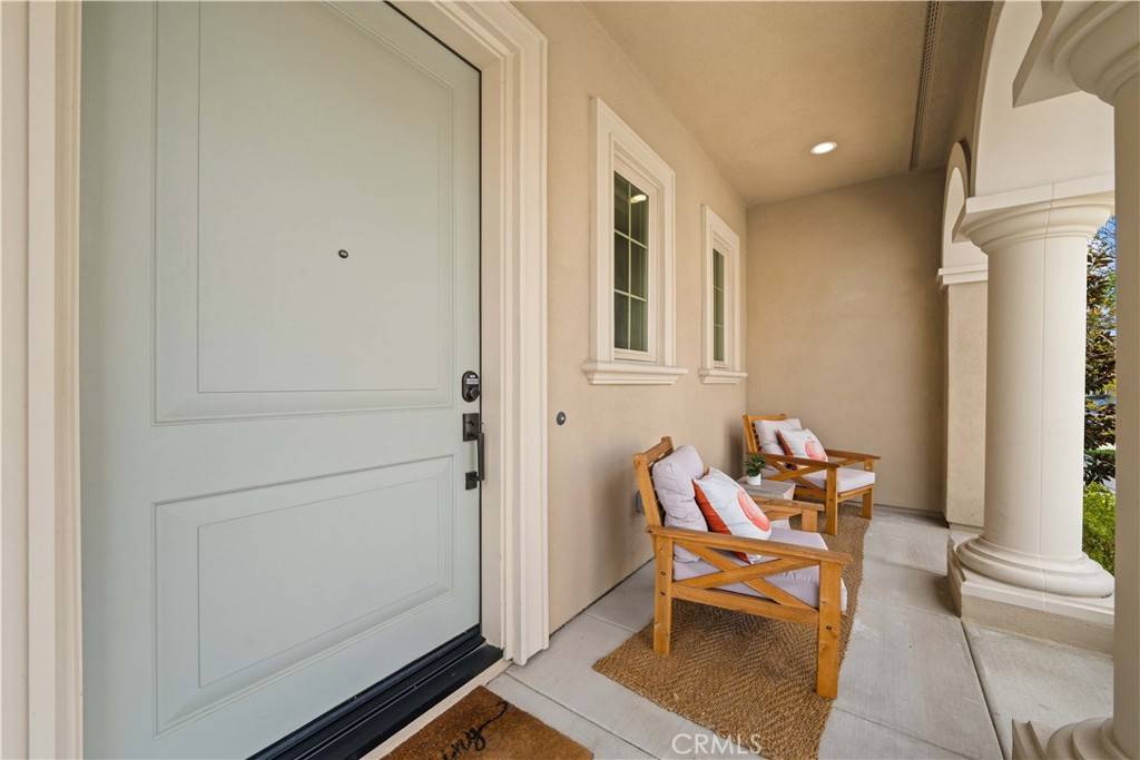 Irvine, CA 92602,90 Rockinghorse