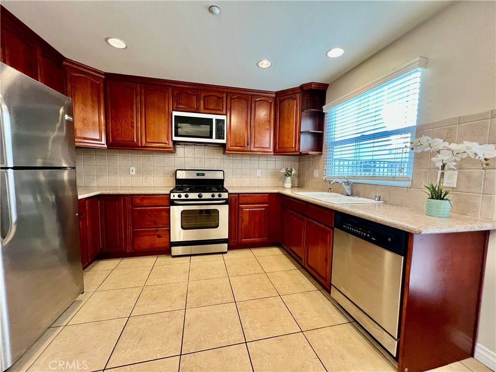 Pasadena, CA 91106,241 Wallis ST #3