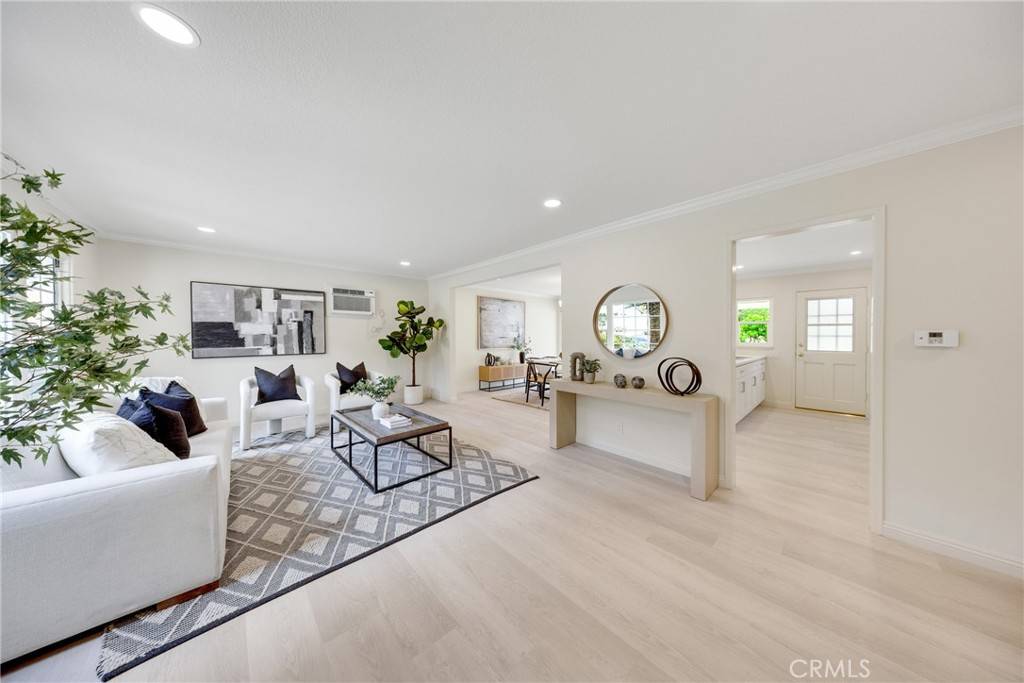 West Covina, CA 91791,1722 E Autumn DR