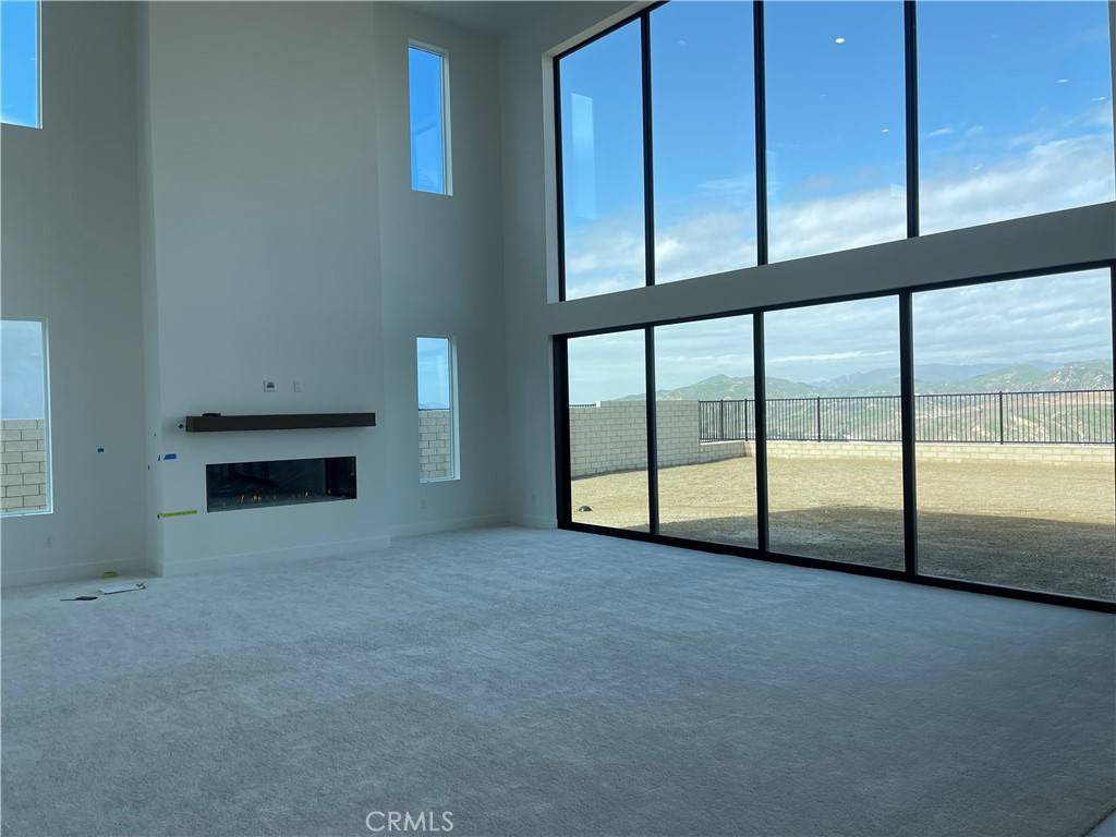 Valencia, CA 91381,27541 Elderberry dr