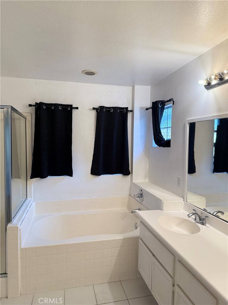 Duarte, CA 91010,1805 Orange Grove RD
