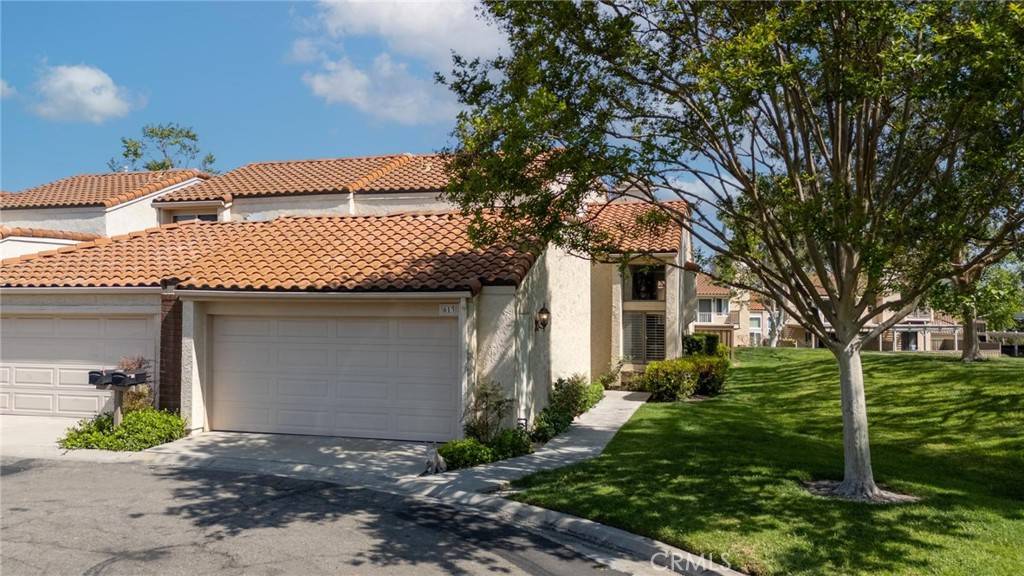 Fullerton, CA 92835,613 Murfield CT