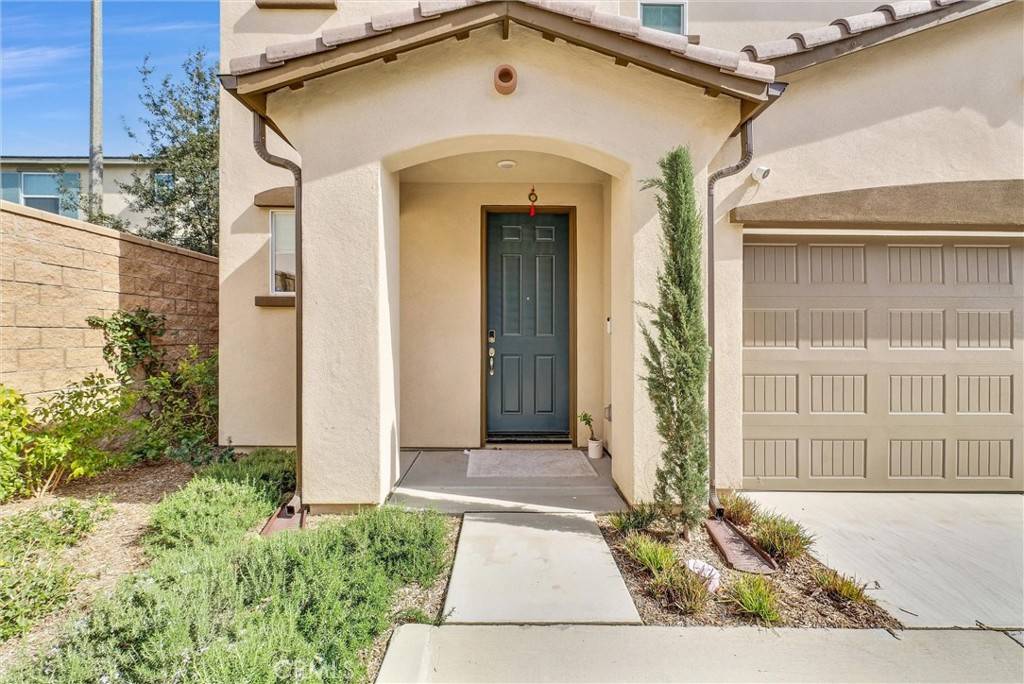 Ontario, CA 91761,615 E Joseph Privado