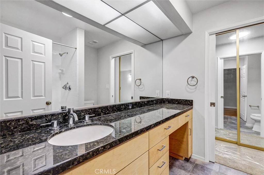Tarzana, CA 91356,18324 Clark ST #315