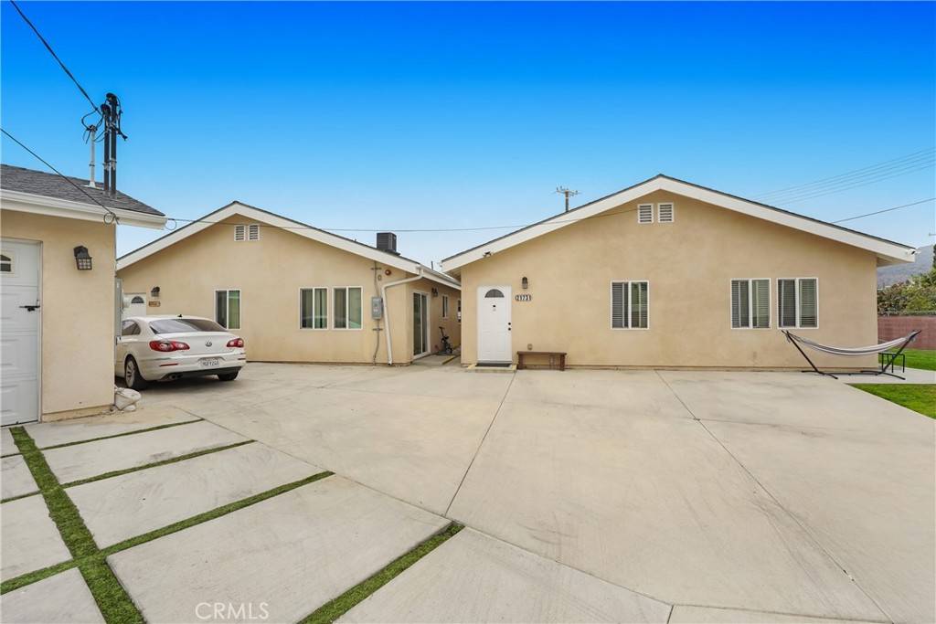 Chatsworth, CA 91311,21733 Tuba ST