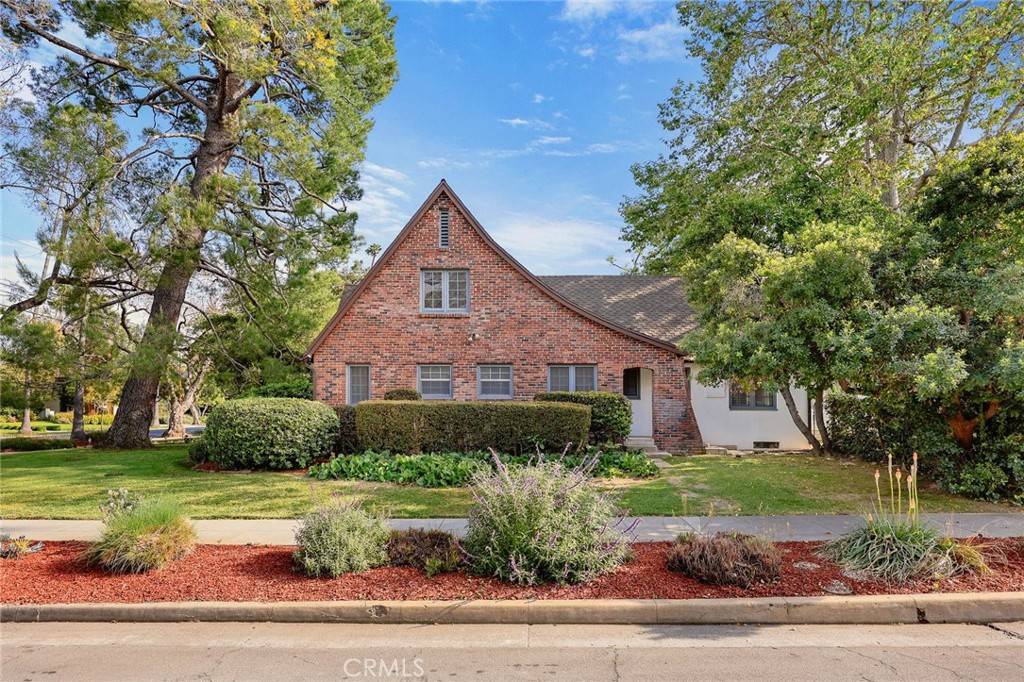 South Pasadena, CA 91030,1701 Marengo AVE