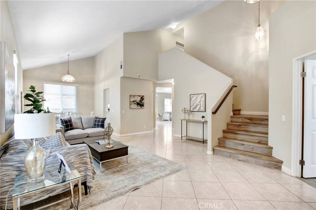 Corona, CA 92881,1028 Viewpointe LN
