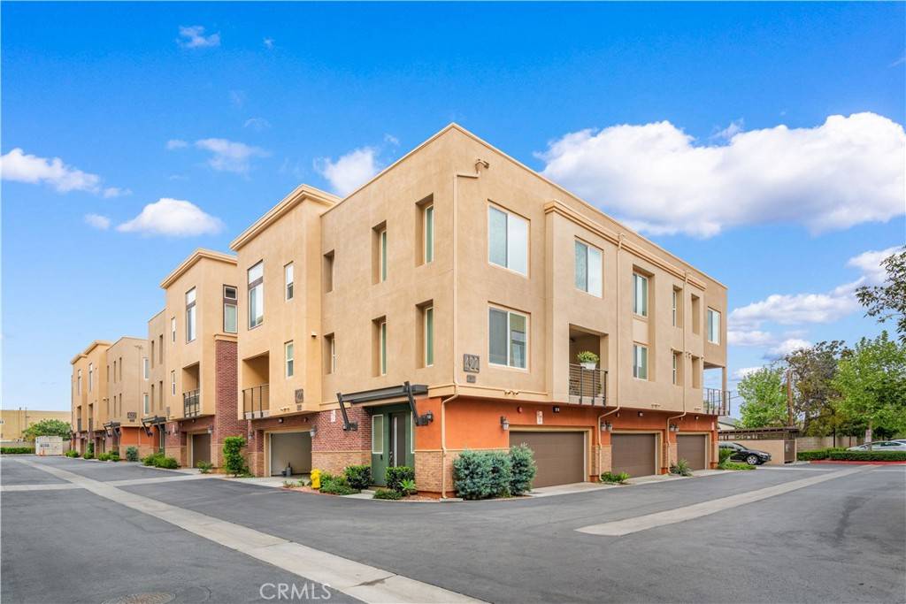 Glendora, CA 91740,422 W Route 66 #41