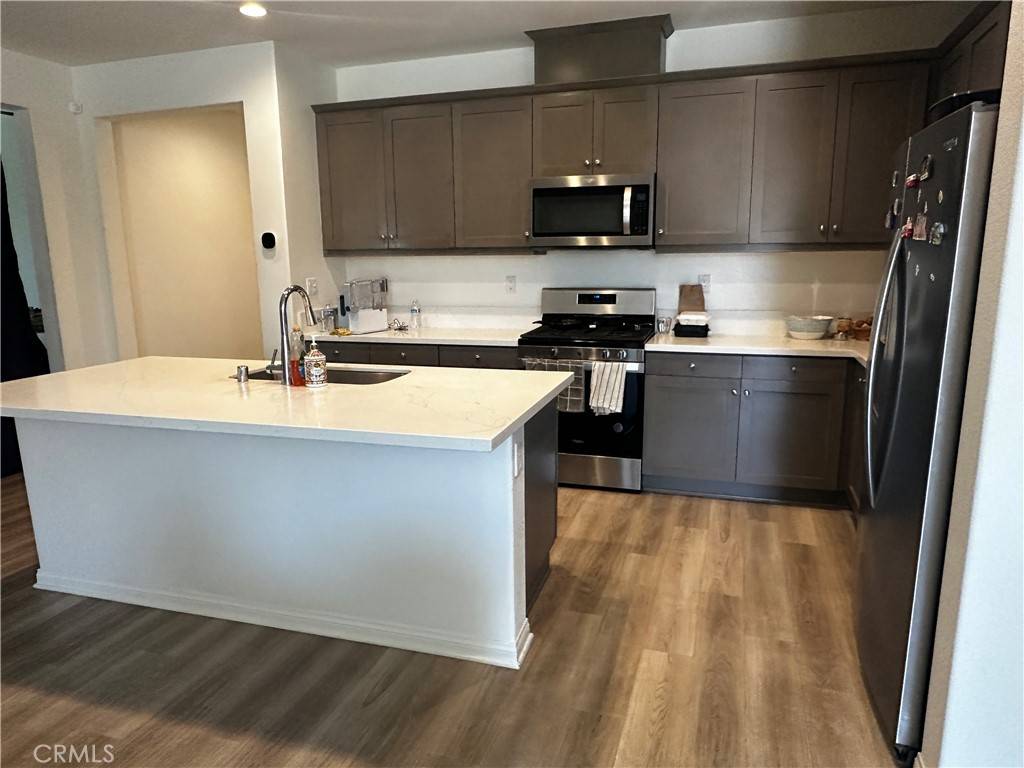Ontario, CA 91761,3325 S Primrose DR