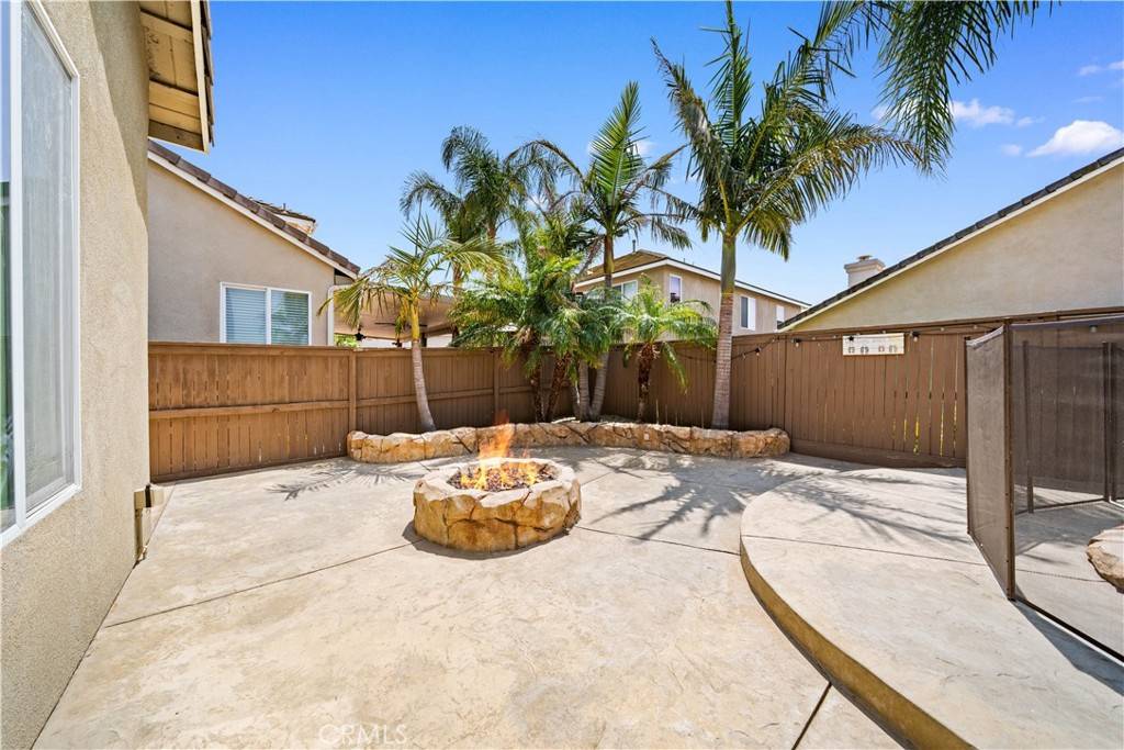 Eastvale, CA 92880,13745 Woodcrest Court