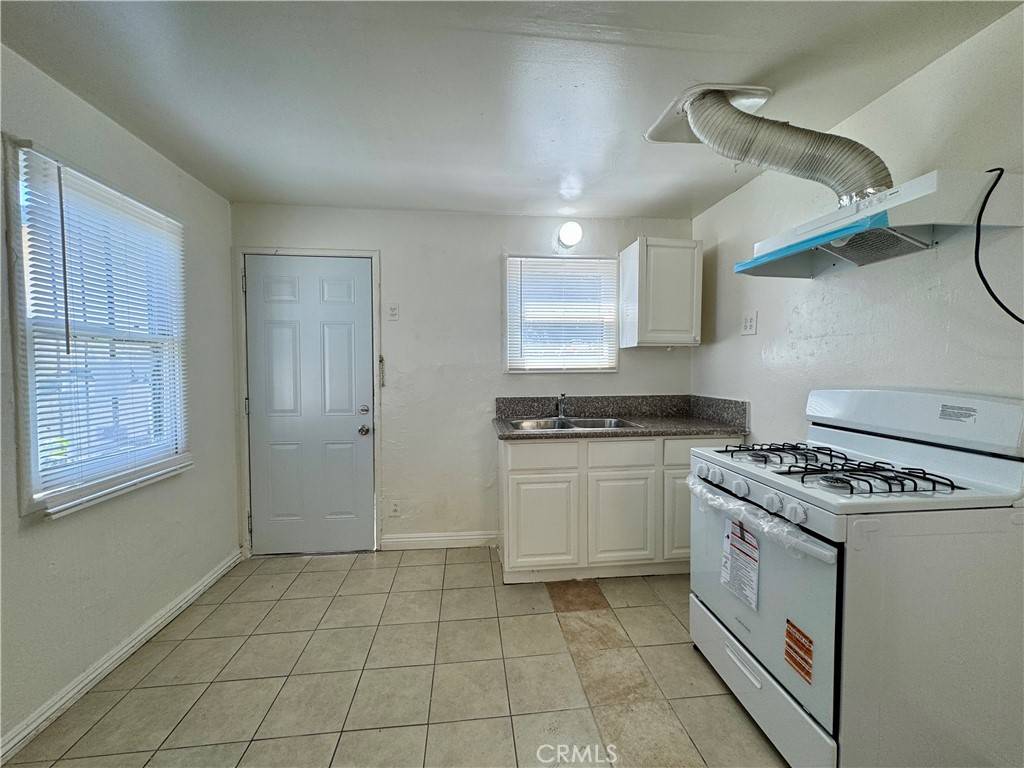 Whittier, CA 90602,12616 Lambert RD #1