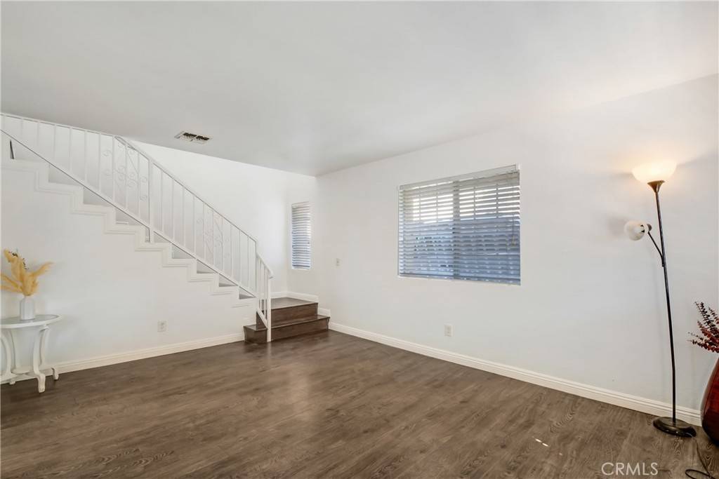 Pomona, CA 91766,542 W Grand AVE